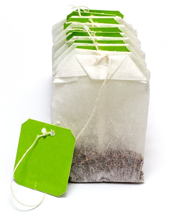 Green tea makes an effective face mask with a combination of other ingredients, depending on your needs.