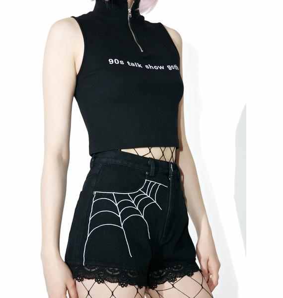 summer-guide-for-goth-girls