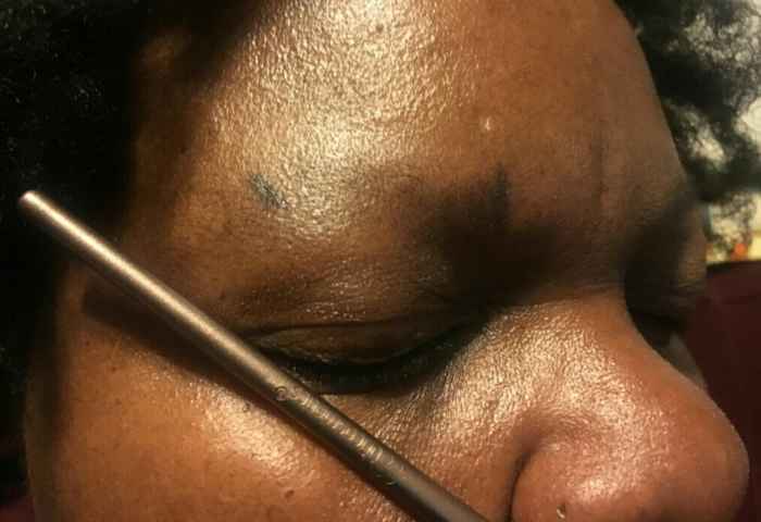 Step 3: The final mark to create the tail, or end, of the eyebrow.