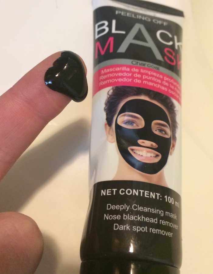skincare-reviews-scuddles-black-mask-blackhead-remover-purifying-black-peel-off-mask
