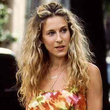 the-hairvolution-of-carrie-bradshaw-from-sex-and-the-city