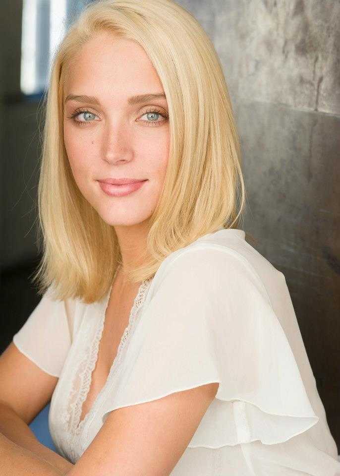 Bleach blonde bombshell.