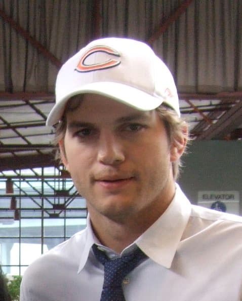 Wearing a cap is fine, but do combine it with fitting attire. Don't be like this guy. Never wear a baseball cap with a shirt and tie.