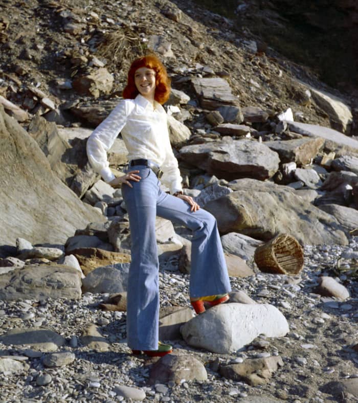 Jeans were popularized and evolved into sailor-style bell-bottoms.