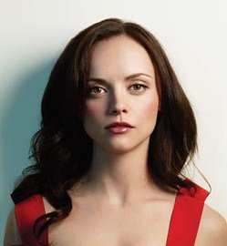 Christina Ricci. Makeup for Brunettes with Brown Eyes and Pale Skin