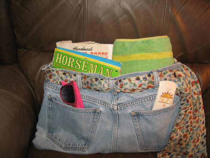 Make your own beach totes from old jeans.