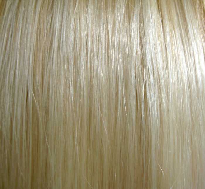 Clean and no chemicals. Hair washed with baking soda is shiny and looks lighter.