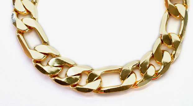 The chunky Cuban chain has is extremely popular among men.