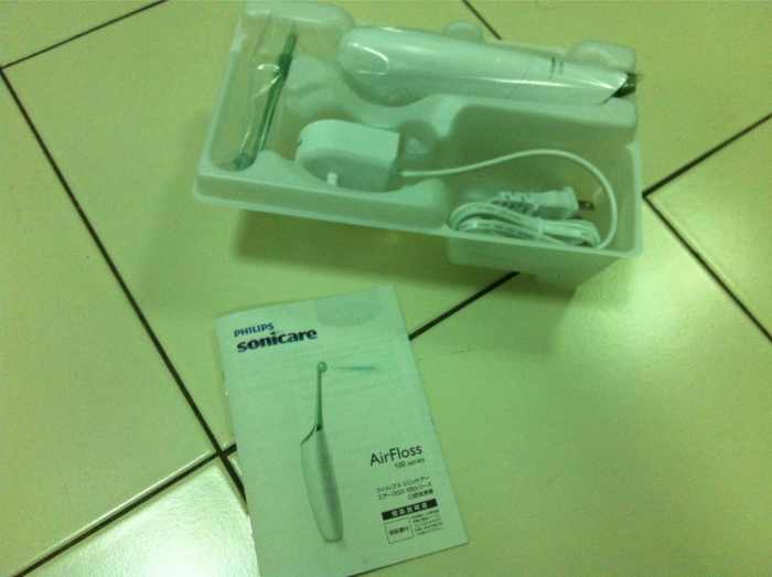 airfloss-vs-waterpick-vs-manual-flossing