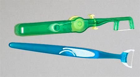 airfloss-vs-waterpick-vs-manual-flossing