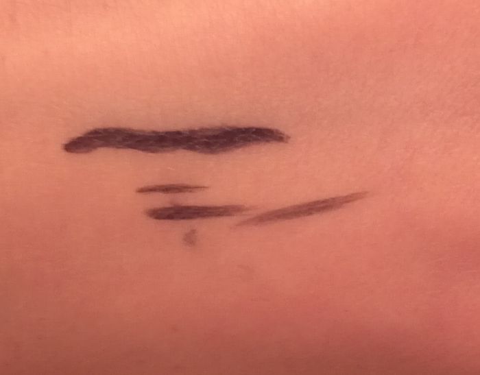 Liquid eyeliner applied