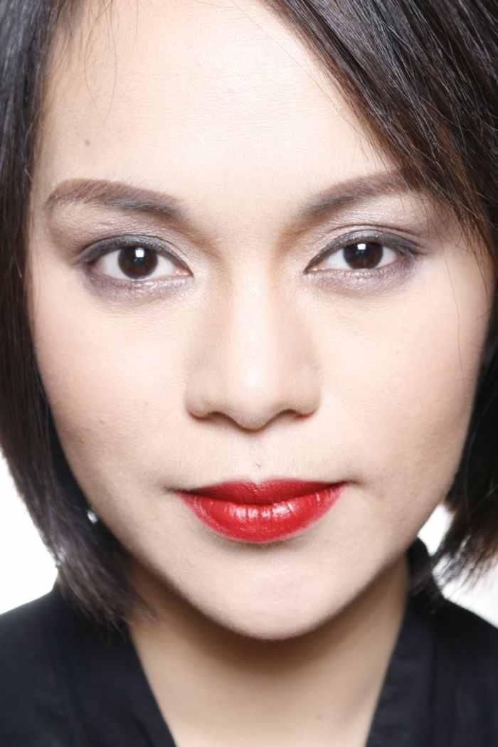 Photography by Jeffrey Avellanosa Makeup by Ms Razel Pong. Used under CC-BY-SA 2.0 Licence.