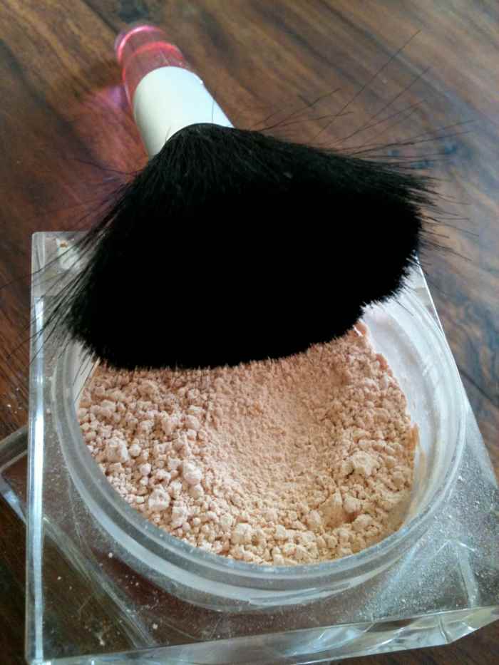 Powder and large soft powder brush. Photo ©Redberry Sky