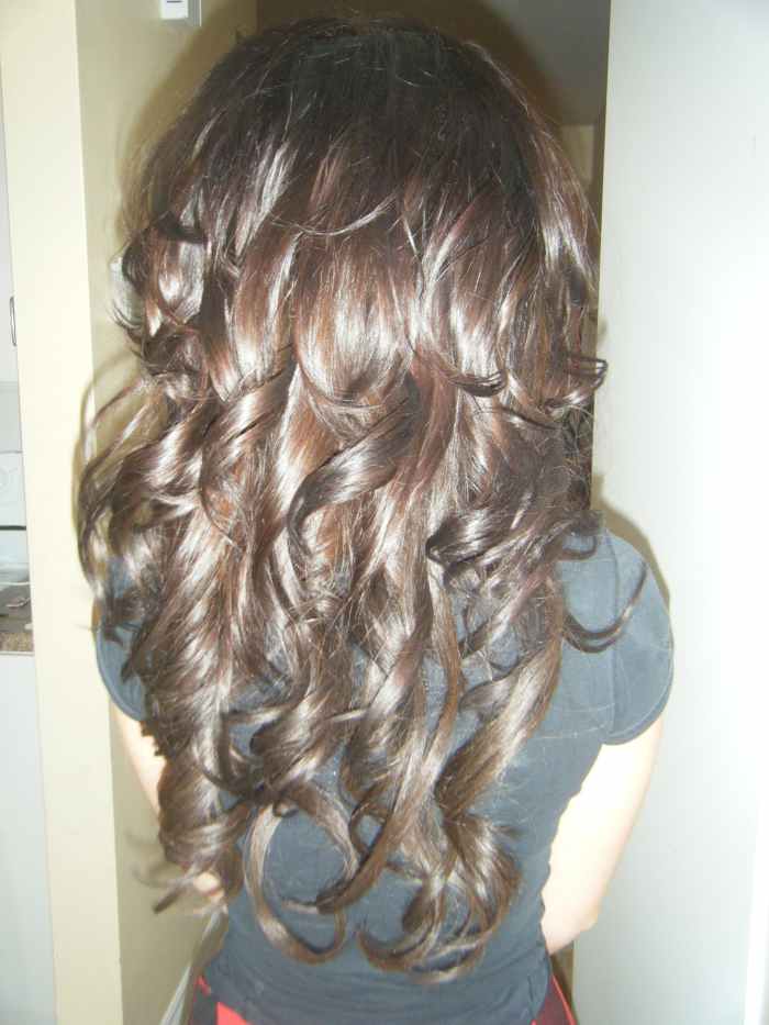 Sulfate-free shampoo is can provide many great benefits for your hair. 