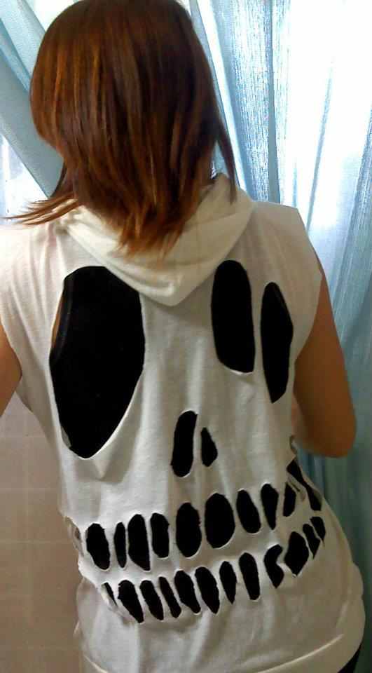 10-diy-ways-to-make-a-cut-shirt