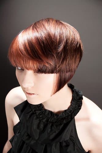 Point cutting is a chic and powerful look.