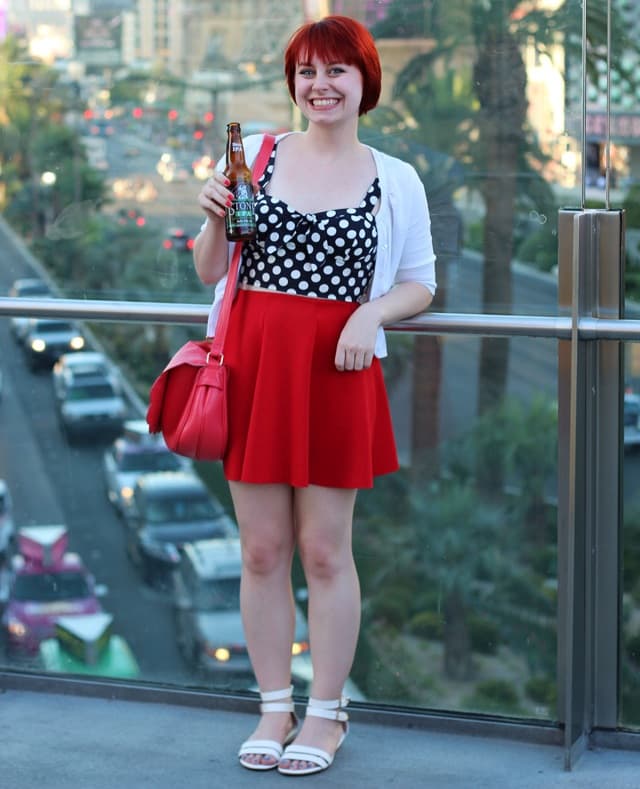 What to Wear With a Skater Skirt - Bellatory