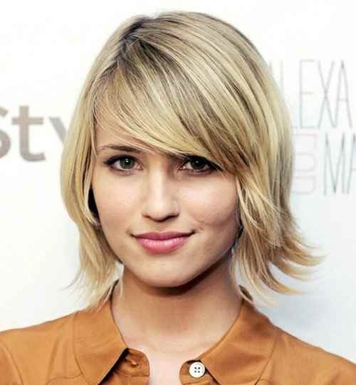 This shaggy bob cut is short, but not too short. 