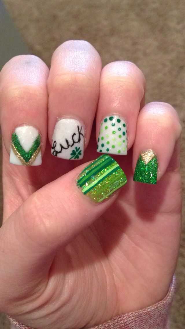 green and gold nails