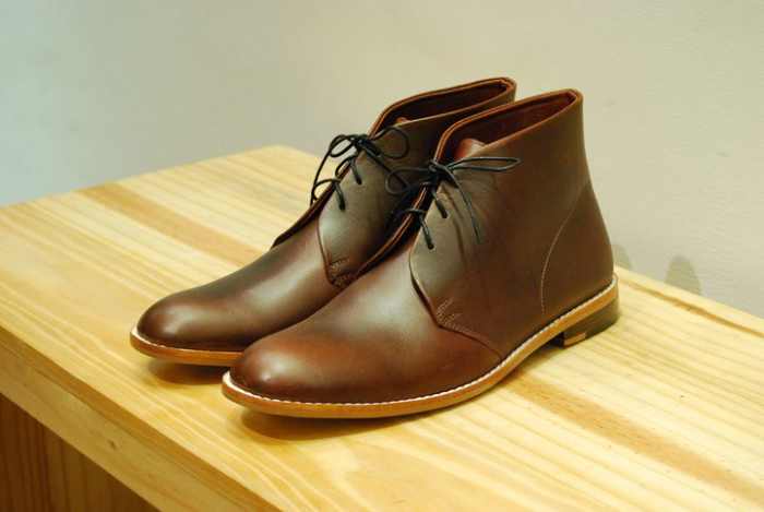 Desert boots/chukkas.