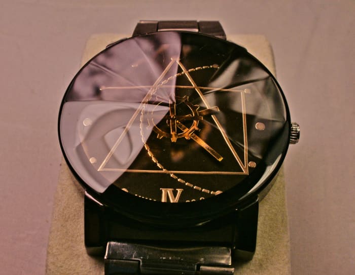 Note that the incorrect Roman Numeral is printed at the bottom of this JWH 88-9 timepiece.