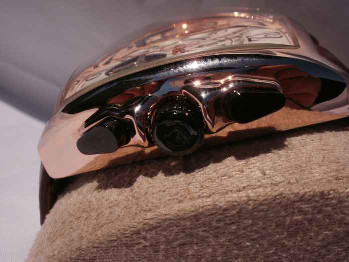 Replica Franck Muller with plastic pushbuttons