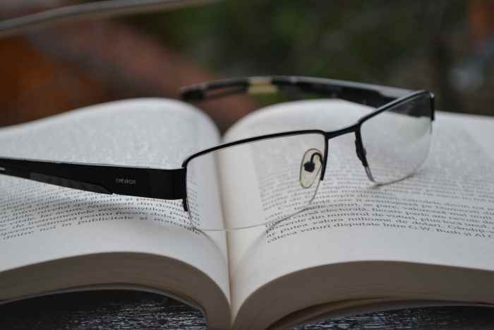 Your entire visible world is stuck inside a frame (or you can go semi-frameless).