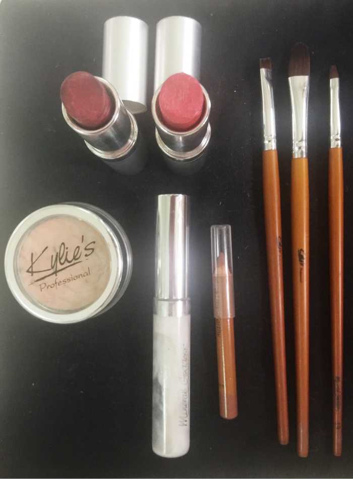 how-to-apply-lipstick-like-a-professional-step-by-step-tutorials-and-tips