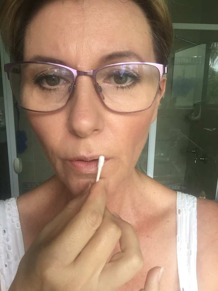 how-to-apply-lipstick-like-a-professional-step-by-step-tutorials-and-tips