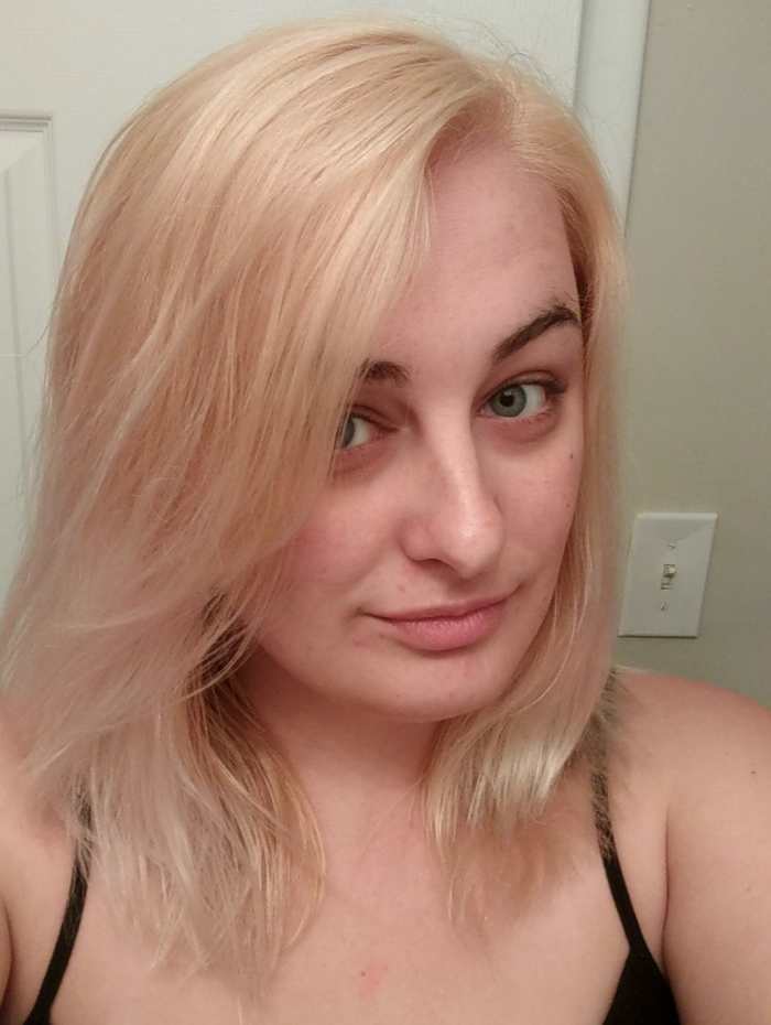 Here's what my hair looked like after finishing the lightening process.