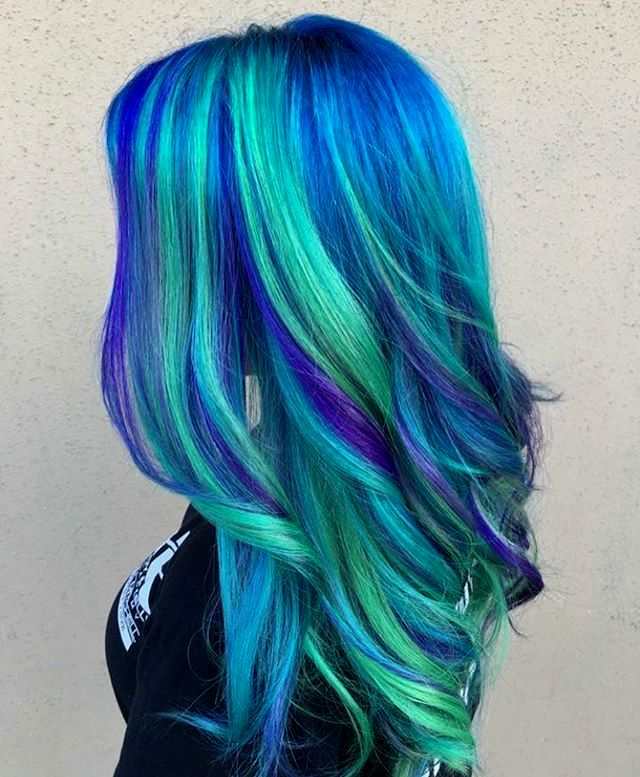 Blue hair with green highlights