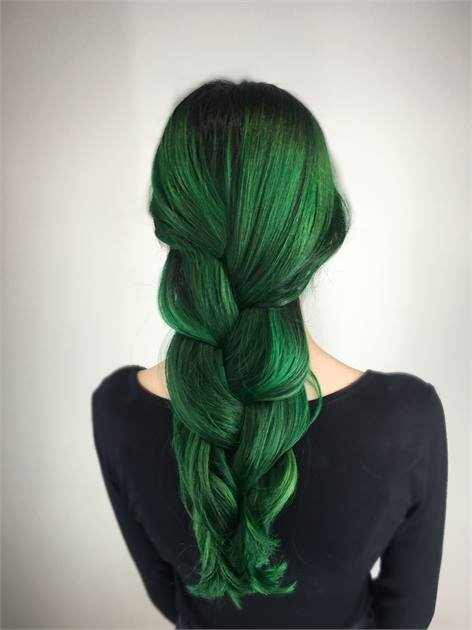 hair-diy-5-ideas-for-green-hair-and-how-to-do-them-at-home