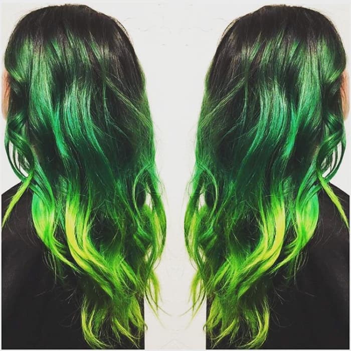 Hair DIY: 5 Ideas for Green Hair and How to Do Them at Home - Bellatory