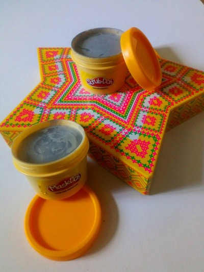 my-review-of-corpore-sanctum-studios-fun-therapy-scrub-doh-and-mask-doh-skincare