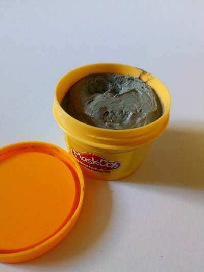 my-review-of-corpore-sanctum-studios-fun-therapy-scrub-doh-and-mask-doh-skincare