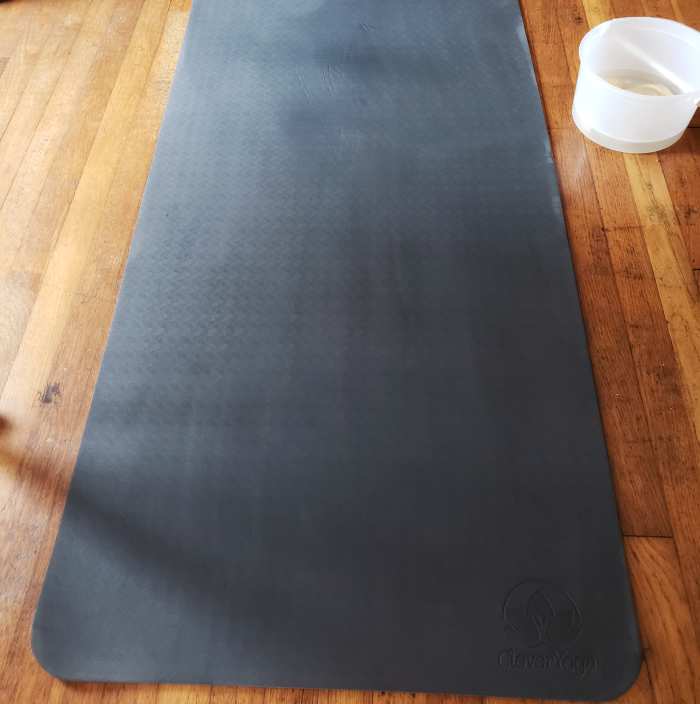 A Quick and Simple Way to Clean Your Yoga Mat CalorieBee