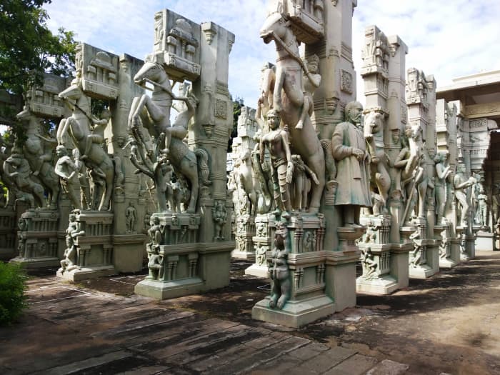 Sculptures Inside Panneer Fort