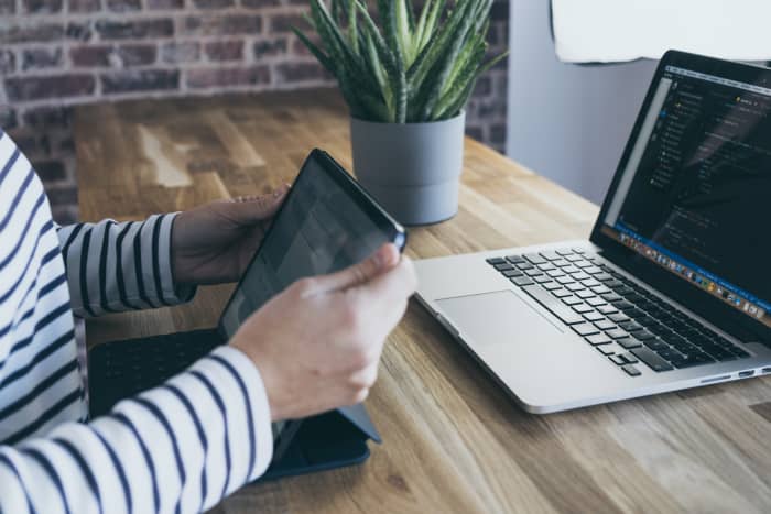 iPads and laptops serve many of the same purposes, and consumers often find themselves wondering which device will be the best fit for their needs.