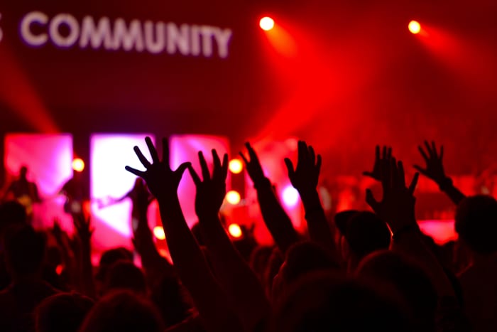 Teenagers want to feel like they belong to a community, but many teens have trouble finding acceptance.