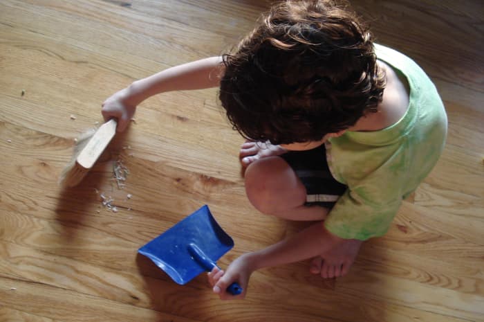 n the preschool classroom, Waldorf children take part in the chores such as window washing, sweeping and table wiping.