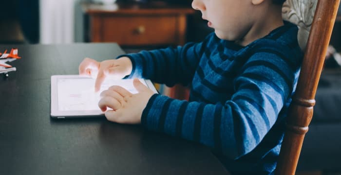 Websites, games, and other online educational resources have both advantages and disadvantages for children.