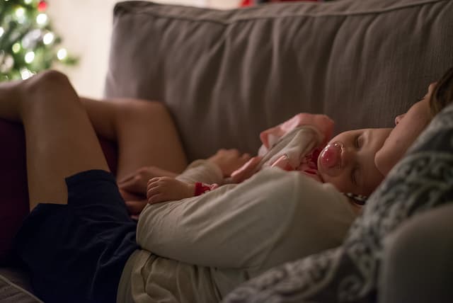 Rest during pregnancy (and especially if you work night shift) is so important to your health and baby's development.