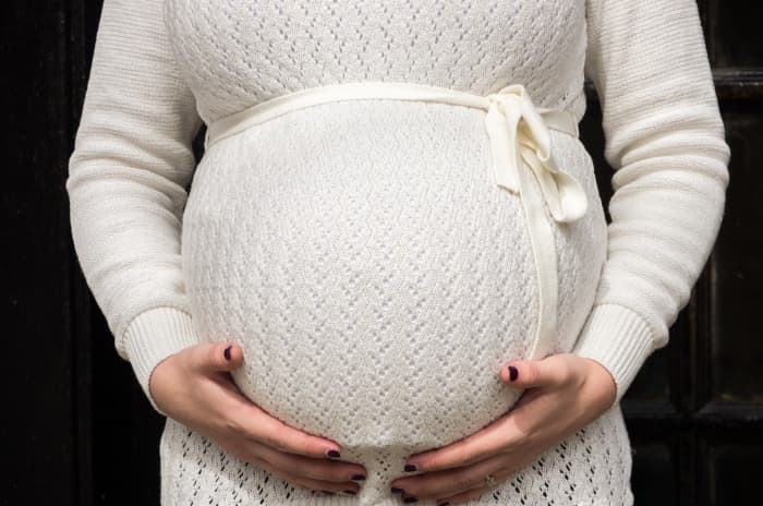 If you're nearing your due date you're probably starting to think seriously about whether or not you'll ask for an epidural.