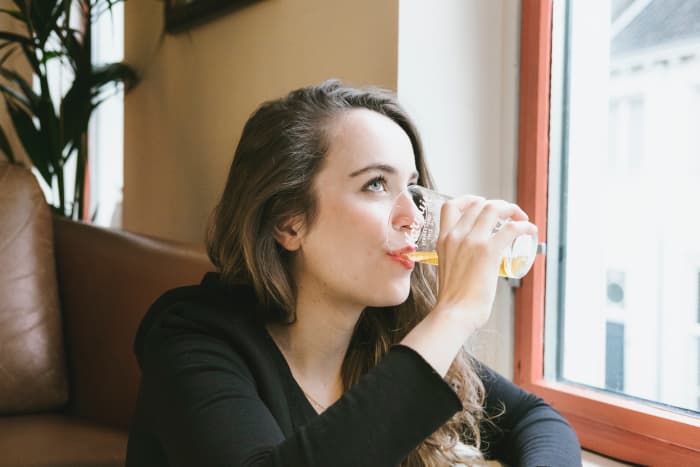 Drinking a bunch of water or apple juice so you can muster up enough pee to take a pregnancy test? Stop! Concentrated urine is the most accurate when detecting early pregnancy.