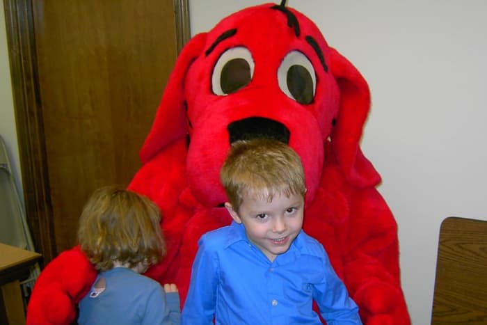 Kids thrive when they have parents as good role models, helping them engage in healthy relationships.