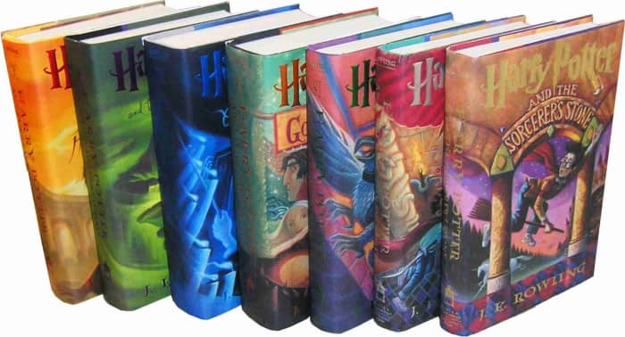 The bookstore in Diagon Alley, Flourish and Blotts, was inspired by Livraria Lello, a bookshop in Porto, Portugal, where JK Rowling first outlined her series. They now charge 3 Euros to enter because it became a huge tourist attraction.