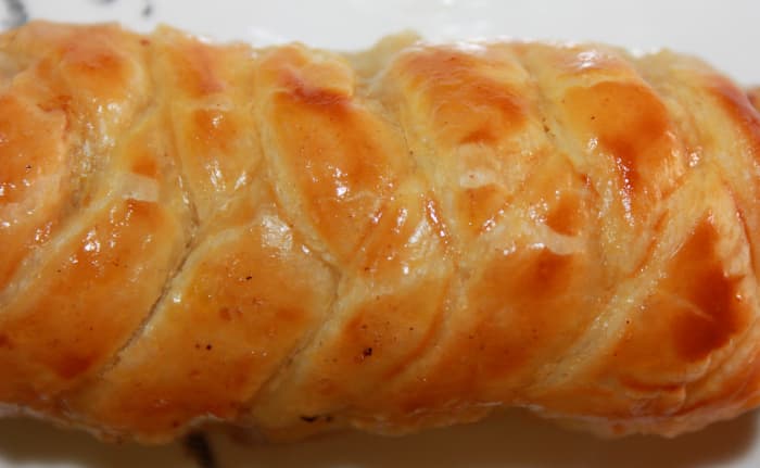 Fig 5. Glazing the pastry with a little beaten egg will give a crisp and golden finish