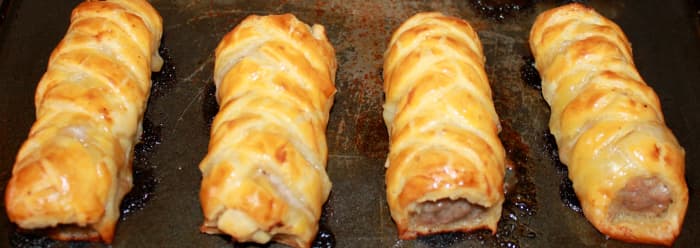Fig 6. Cook for 20 to 30 minutes till a lovely golden colour, making sure the pastry is cooked along the sides