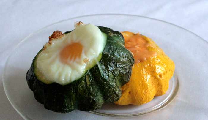 You can stuff squash with ingredients such as cheese, rice, spinach, and eggs.