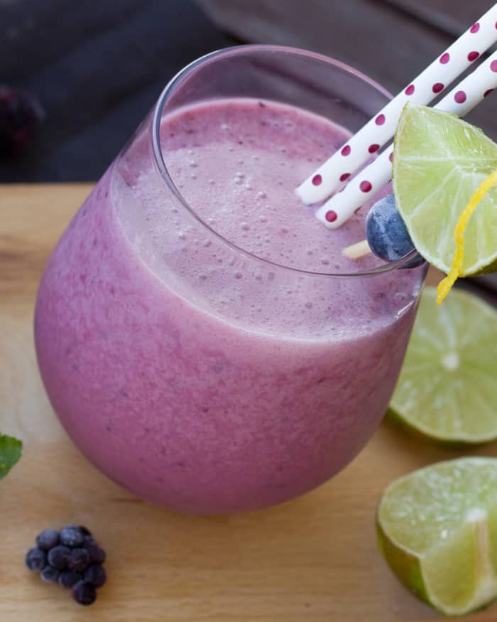 Blackberries make delicious shakes and refreshing drinks mixed and blended up with milk, ice cream or yogurt.